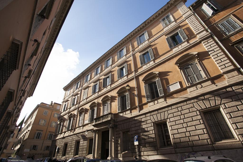 House Paganica Apartment Rome Ruang foto