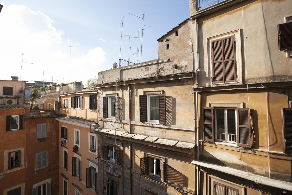 House Paganica Apartment Rome Ruang foto